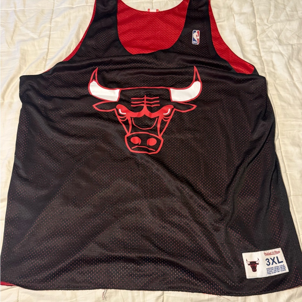 Chicago Bulls Black and Red Jersey 3XL reversible